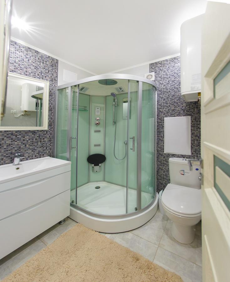 Near Railway Station Apartment *