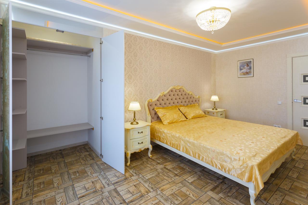 Apartment Near Railway Station *