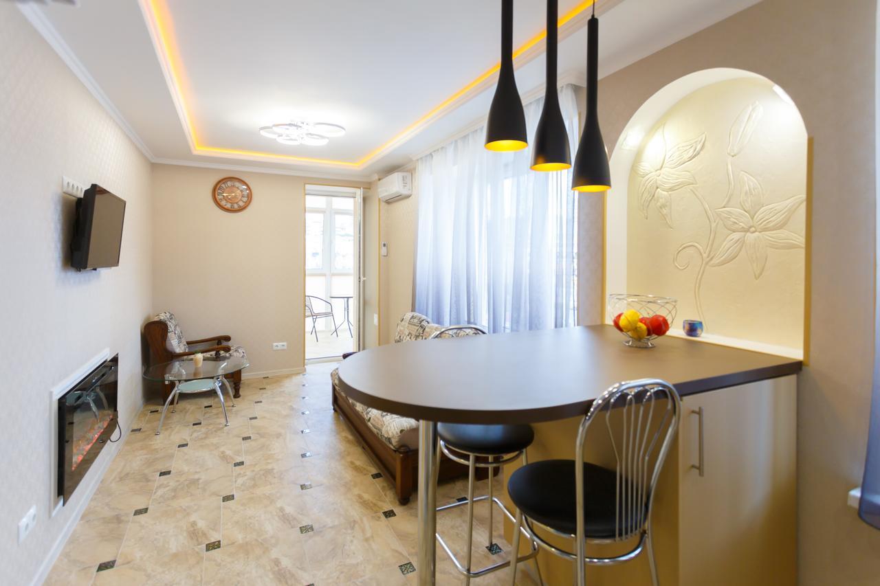 Apartment Near Railway Station Kyiv